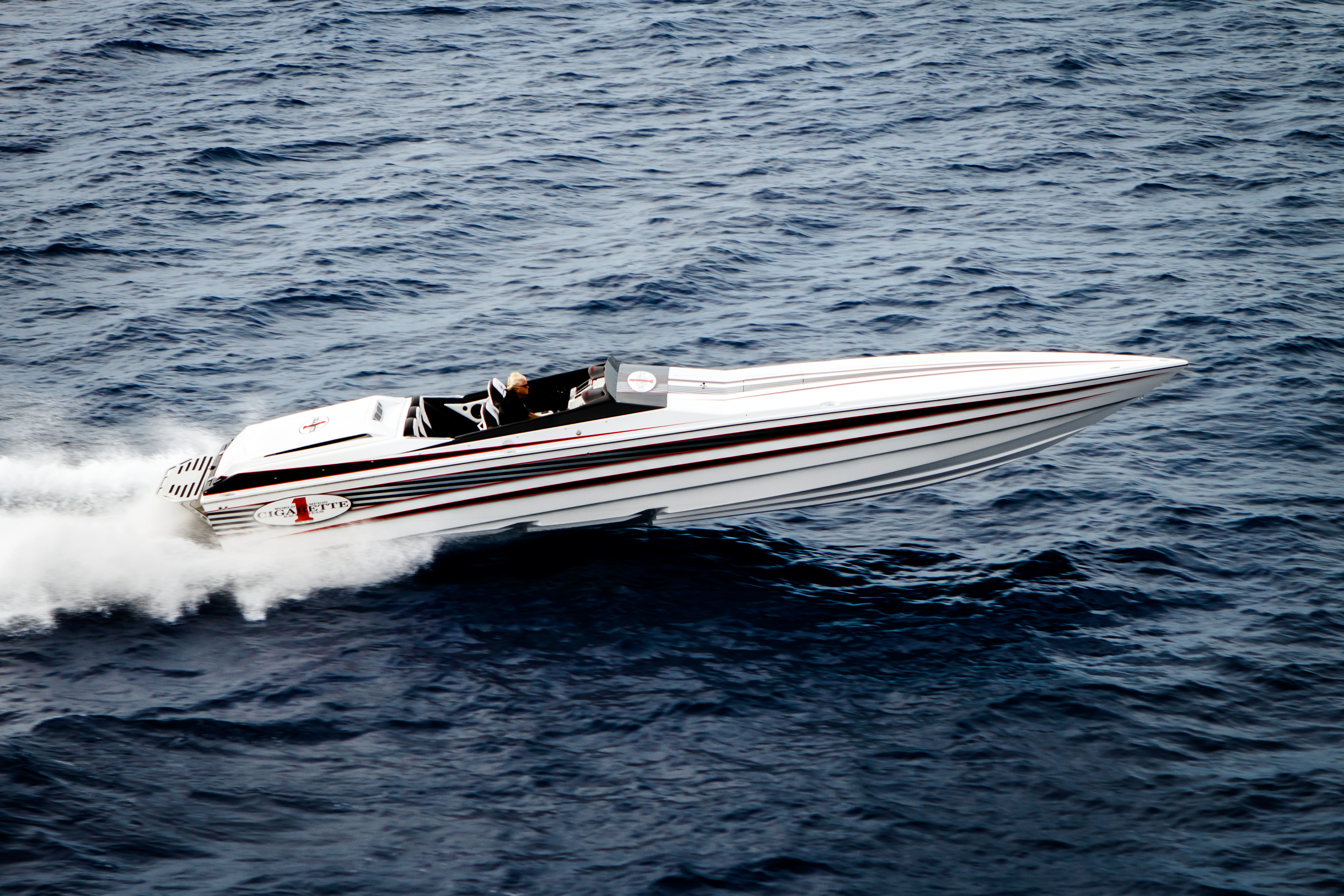 42x cigarette boat Cigarette 42' X