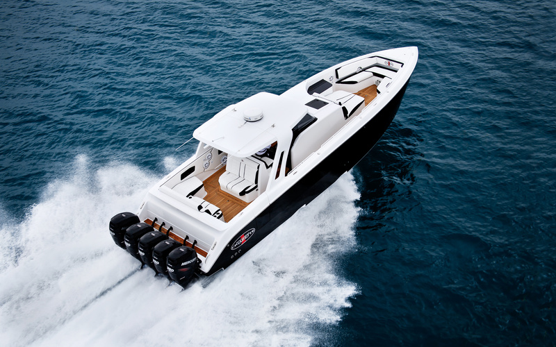 Cigarette 42' Huntress